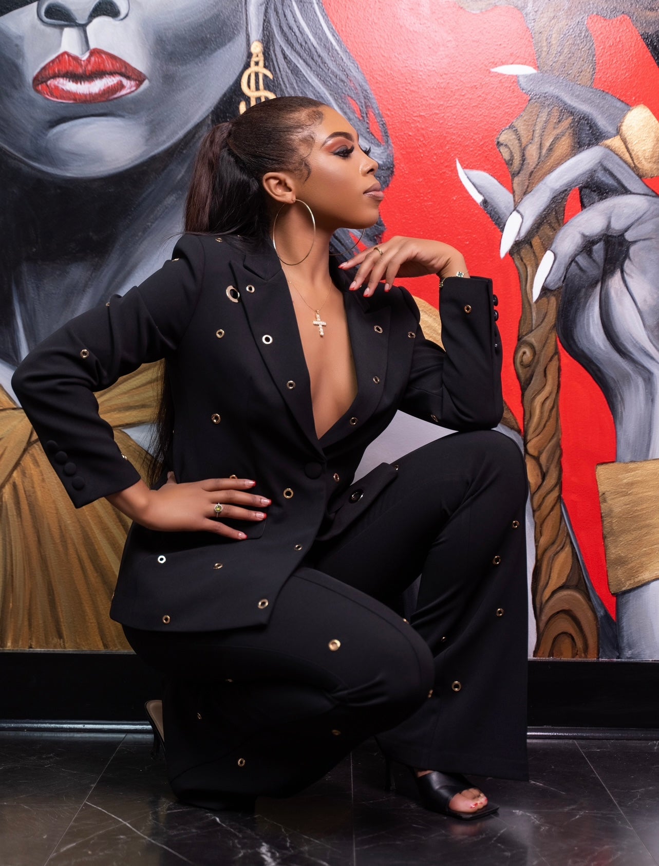 “Autograph” Suit